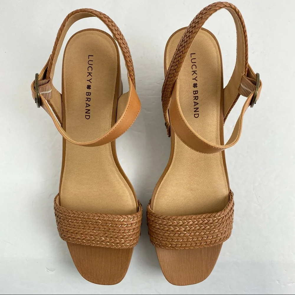 Lucky Brand Zyler Sz 9.5 Women’s Tan Macaroon Weevel Weave Woven Wedge Sandals
